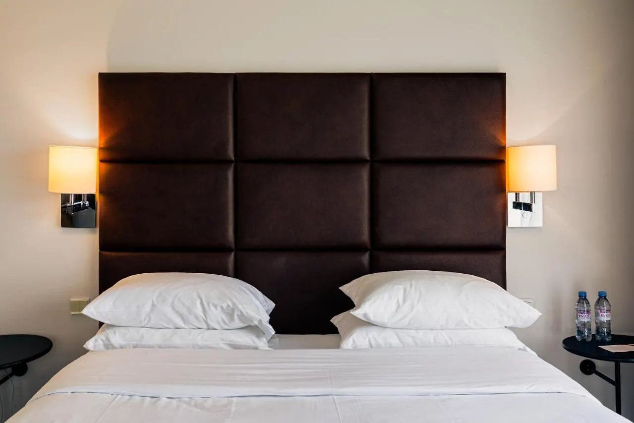 ****  Van Der Valk Hotel Paris Cdg Airport Roissy-en-France Francia